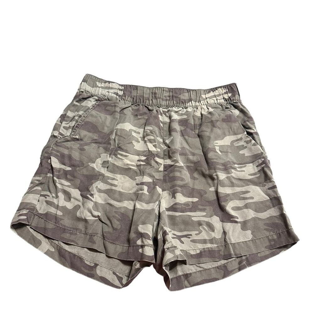 Social Standard by Sanctuary Camouflage Pull on Shorts Size Large